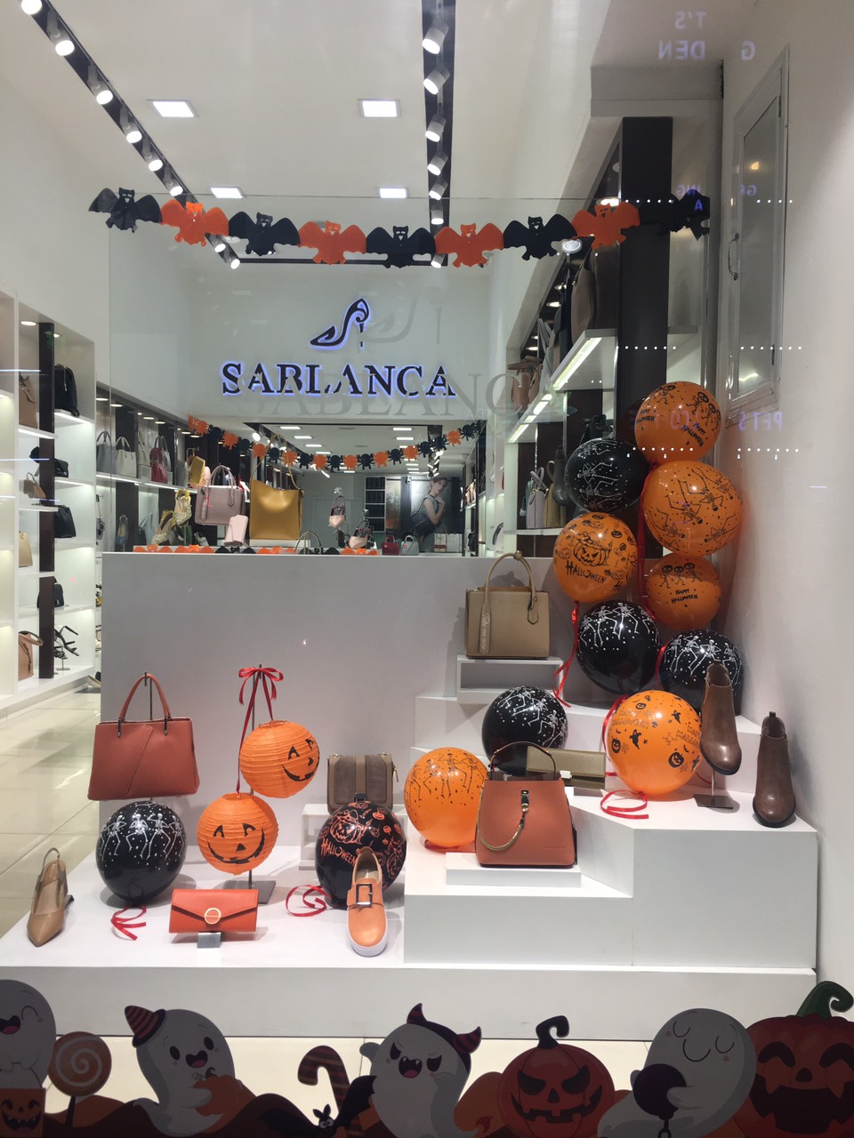 khong-khi-ma-mi-cua-Halloween-tai-Sablanca